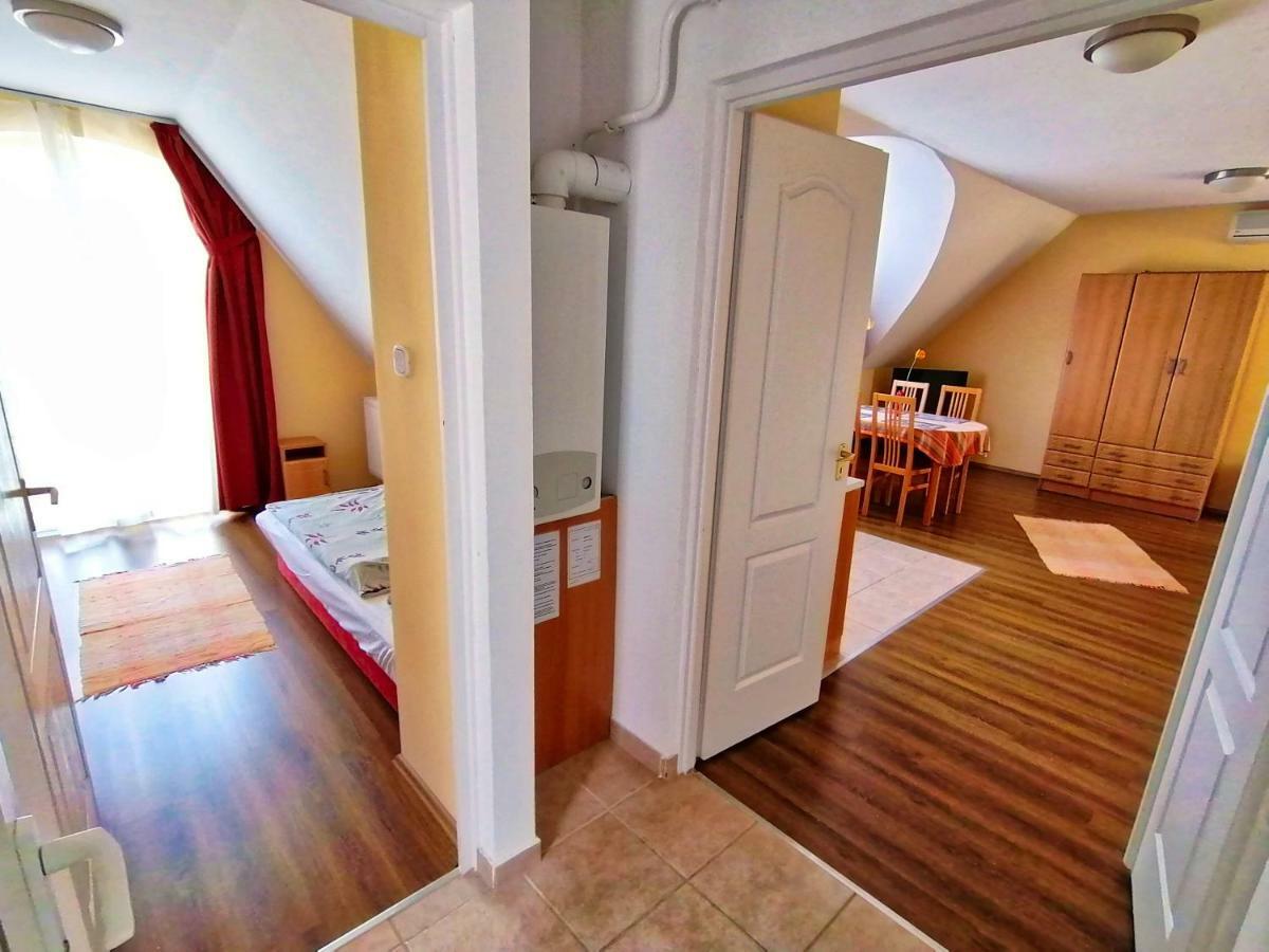 Villa Aida Apartman Hajdúszoboszló Exteriör bild